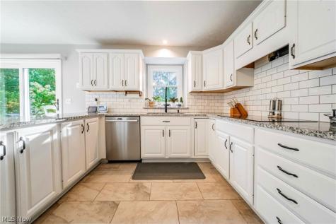 3453 Barrington Drive Avon OH 44011