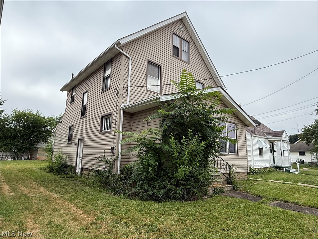 1130 Greenfield Avenue SW Canton OH 44706
