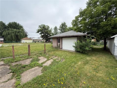 1130 Greenfield Avenue SW Canton OH 44706
