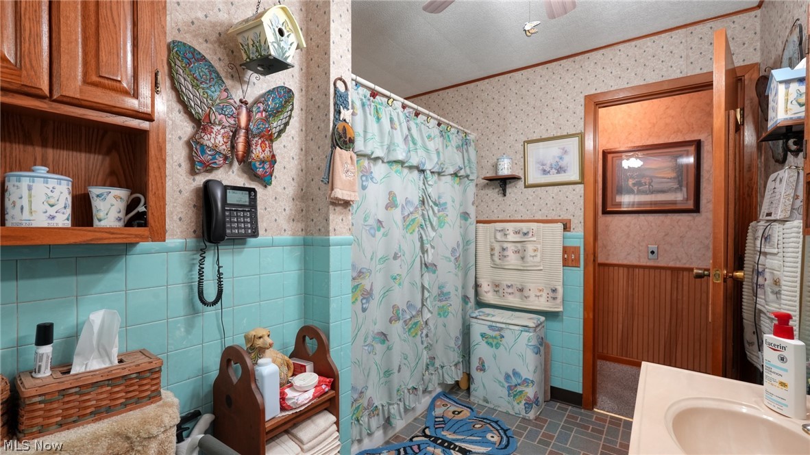 100 Vicky Lane Heath OH 43056