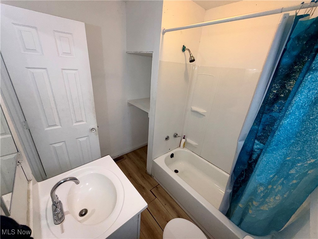 2538 E 84th Street Cleveland OH 44104