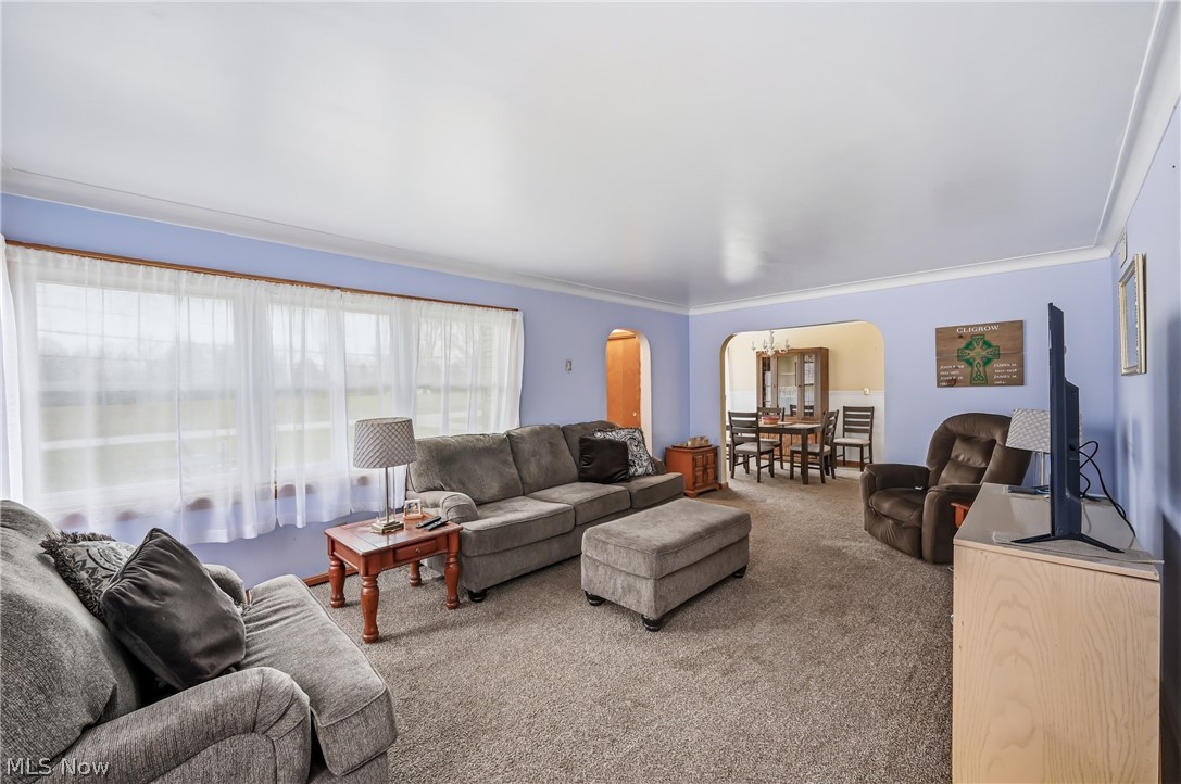 712 Champion Avenue E Warren OH 44483
