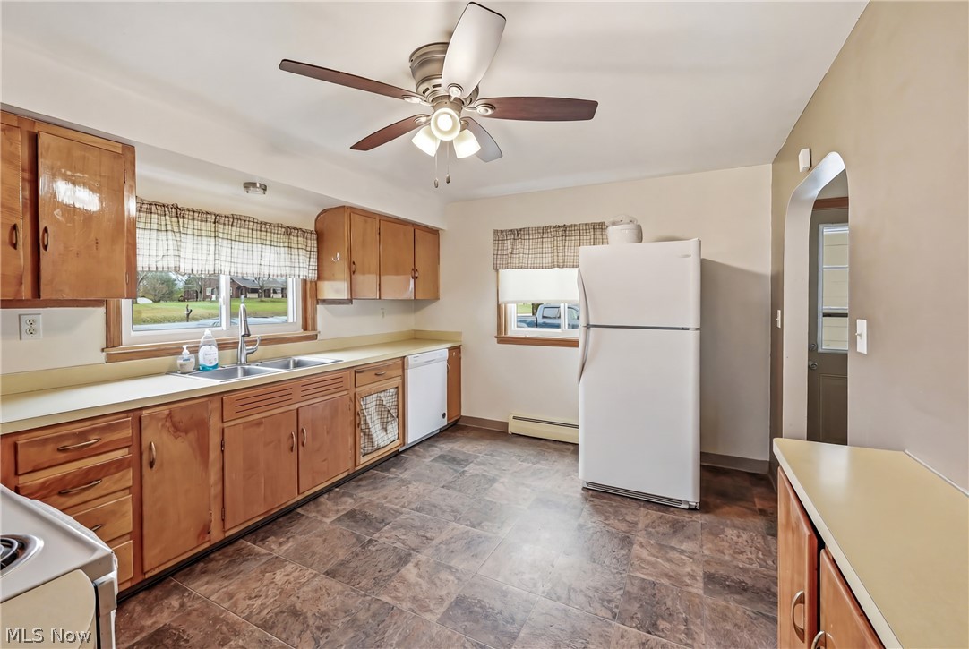 712 Champion Avenue E Warren OH 44483