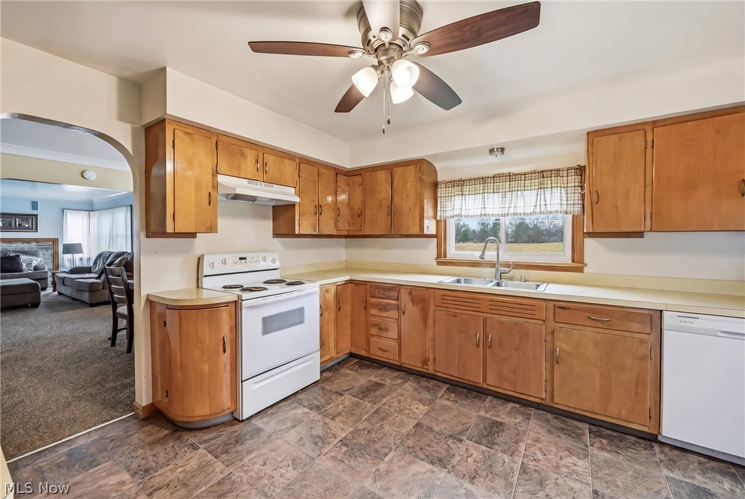 712 Champion Avenue E Warren OH 44483