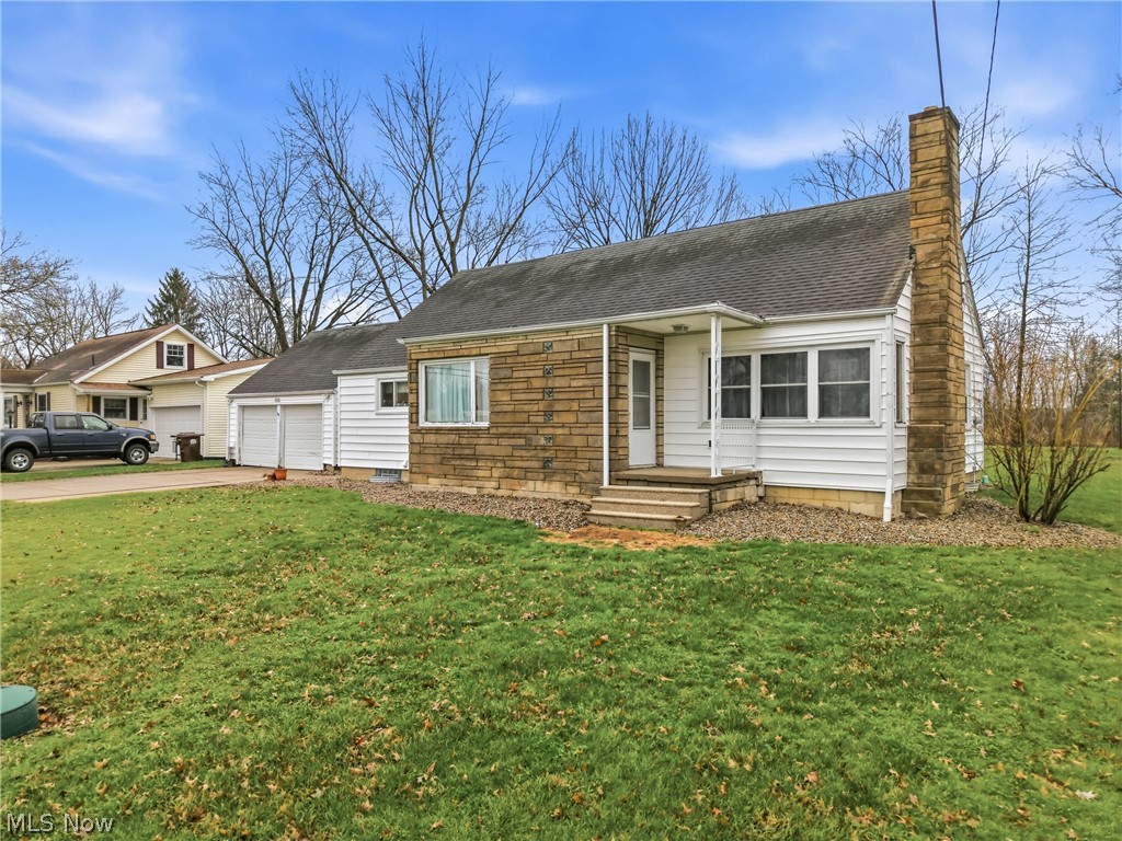 712 Champion Avenue E Warren OH 44483