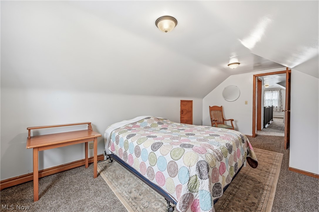 712 Champion Avenue E Warren OH 44483