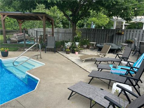 14666 Regency Drive Strongsville OH 44149