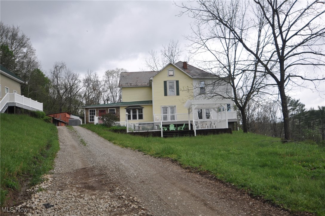 5975 Helaman Lane Mcconnelsville OH 43756