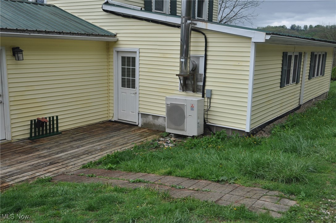 5975 Helaman Lane Mcconnelsville OH 43756