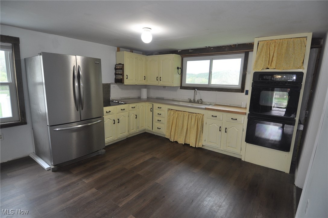 5975 Helaman Lane Mcconnelsville OH 43756