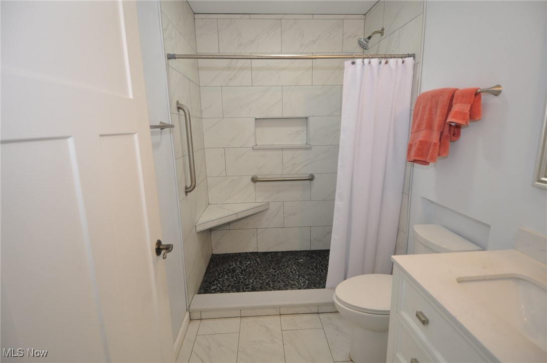 5975 Helaman Lane Mcconnelsville OH 43756