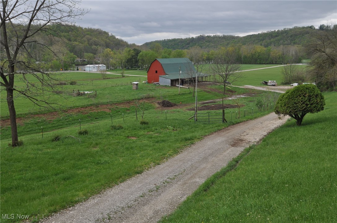 5975 Helaman Lane Mcconnelsville OH 43756