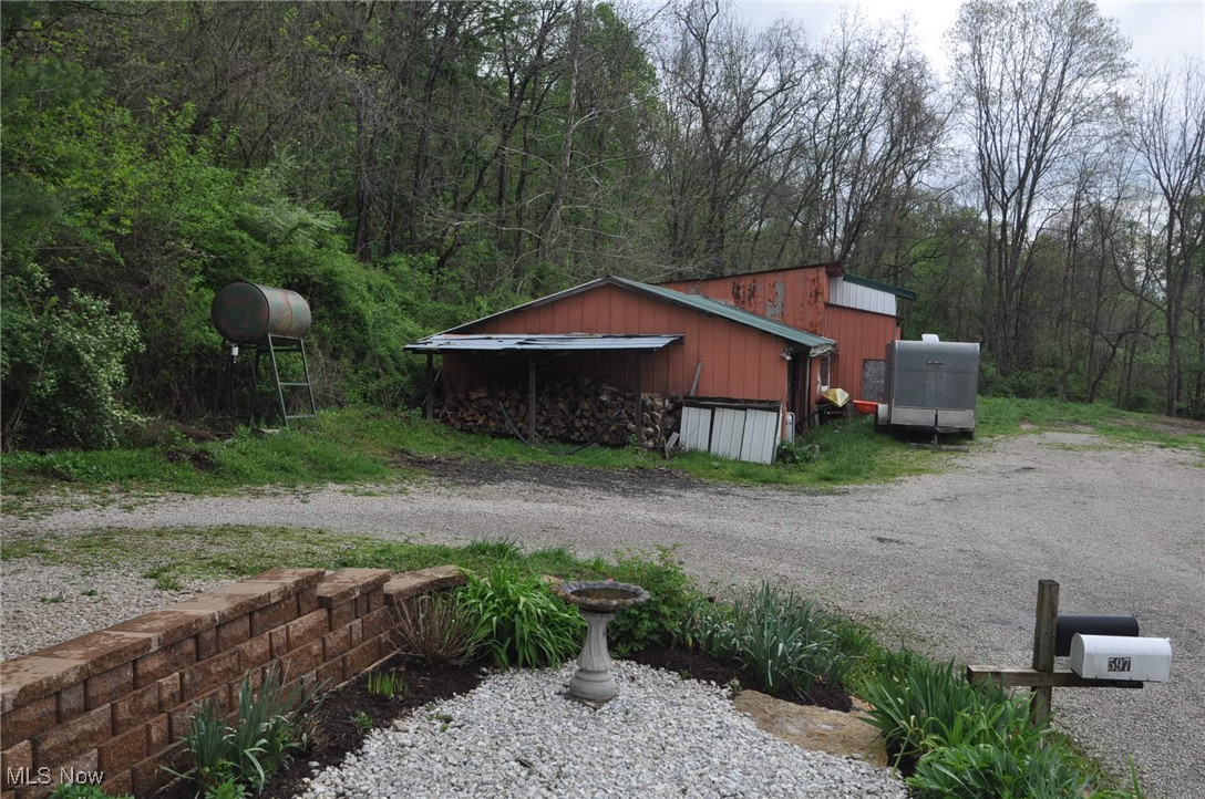 5975 Helaman Lane Mcconnelsville OH 43756