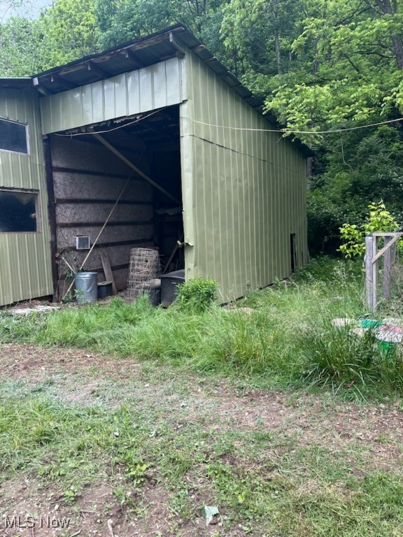 5975 Helaman Lane Mcconnelsville OH 43756