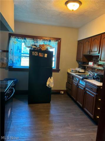 6308 Kenyon Avenue Cleveland OH 44105