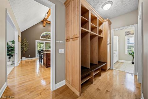 5432 Brook Run Drive Medina OH 44256