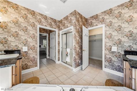5432 Brook Run Drive Medina OH 44256