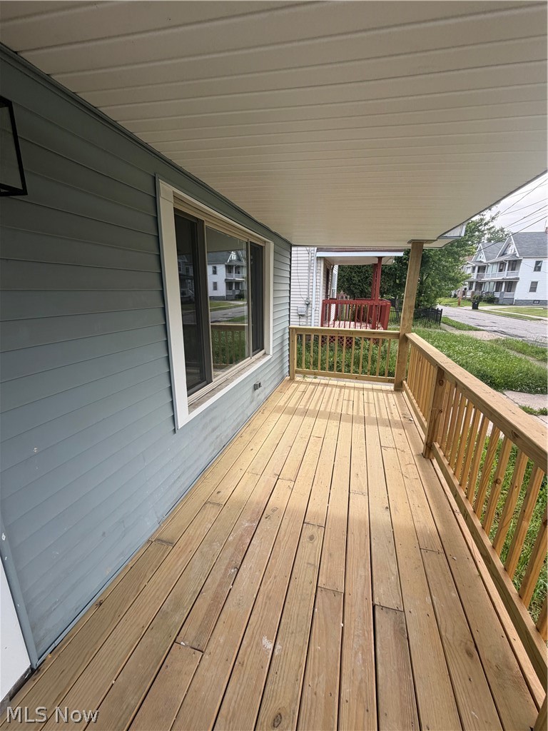 6813 Polonia Avenue Cleveland OH 44105