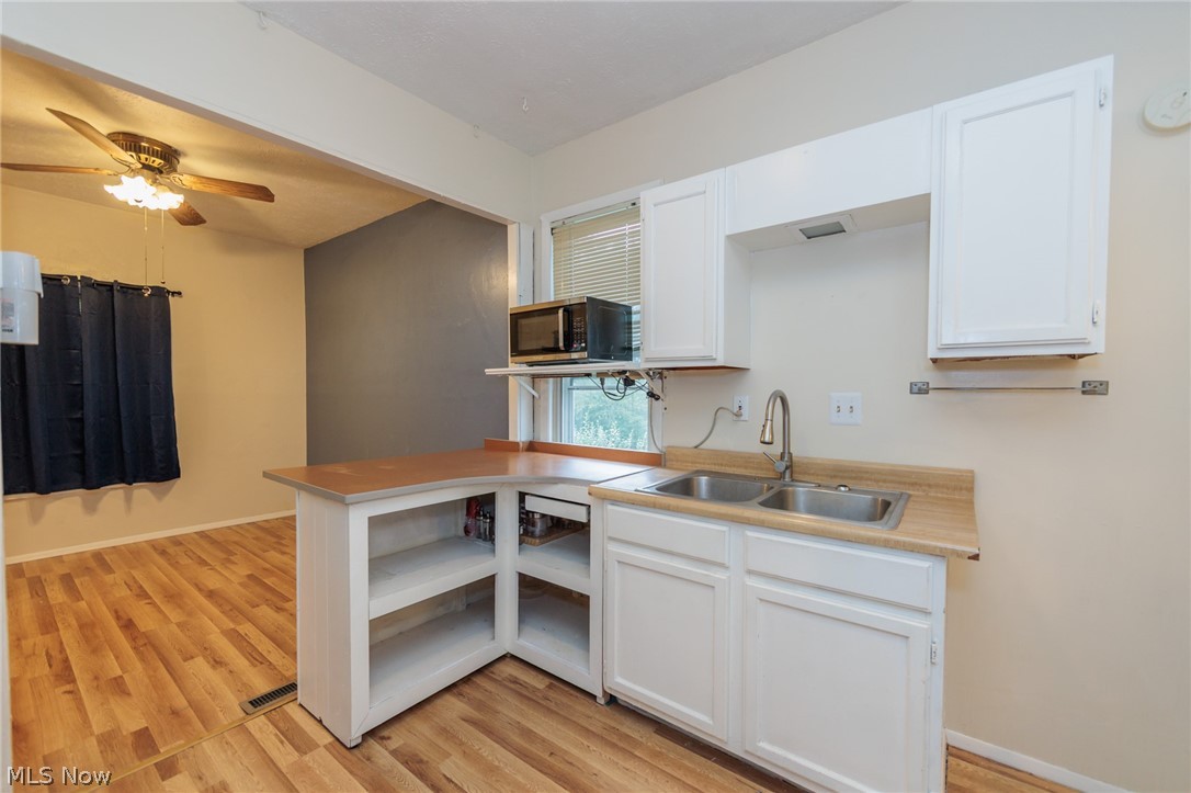 1305 Big Falls Avenue Akron OH 44310