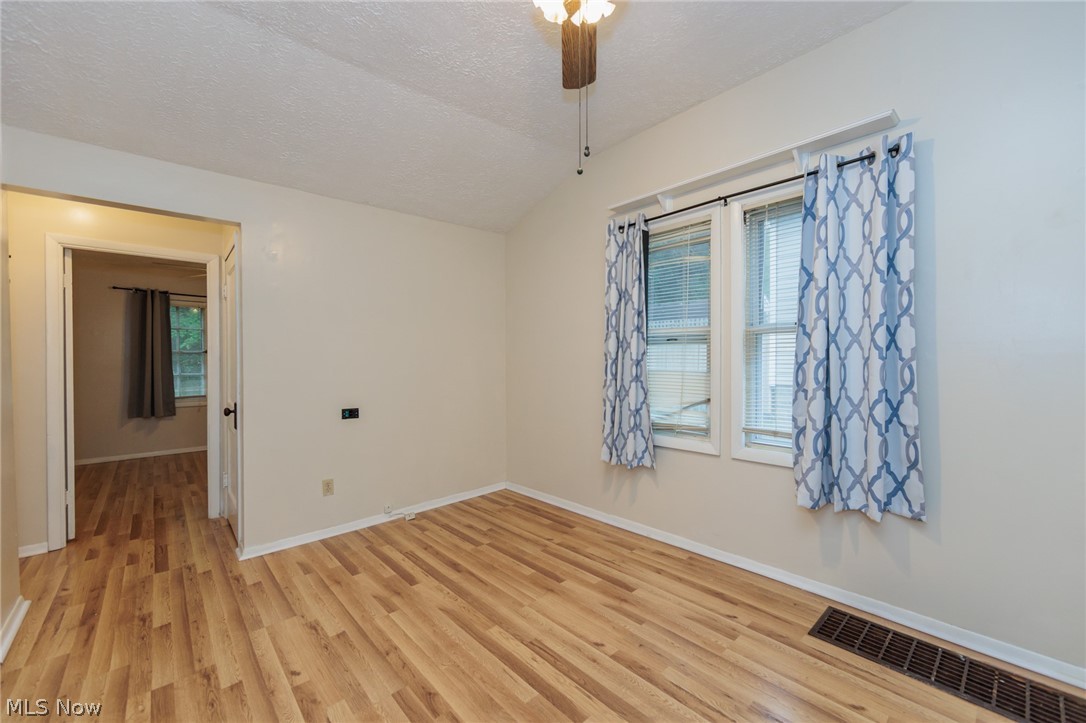 1305 Big Falls Avenue Akron OH 44310