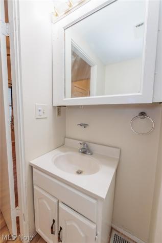 1305 Big Falls Avenue Akron OH 44310