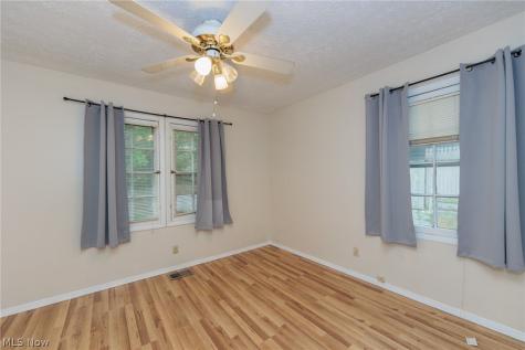 1305 Big Falls Avenue Akron OH 44310