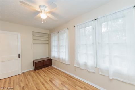1305 Big Falls Avenue Akron OH 44310