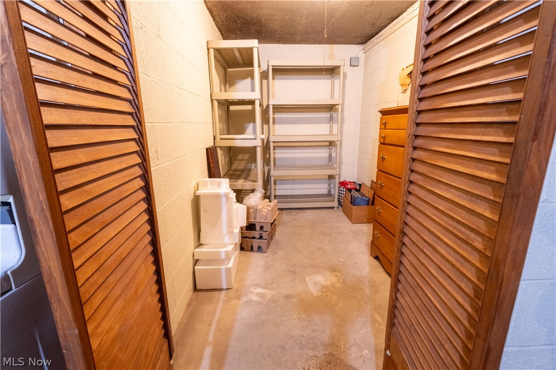 48 Lake Shore Drive Boardman OH 44511
