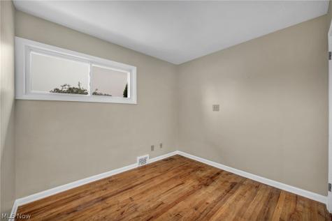 1729 Bellingham Road Mayfield Heights OH 44124