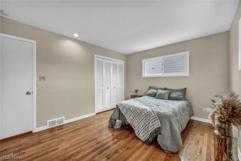 1729 Bellingham Road Mayfield Heights OH 44124