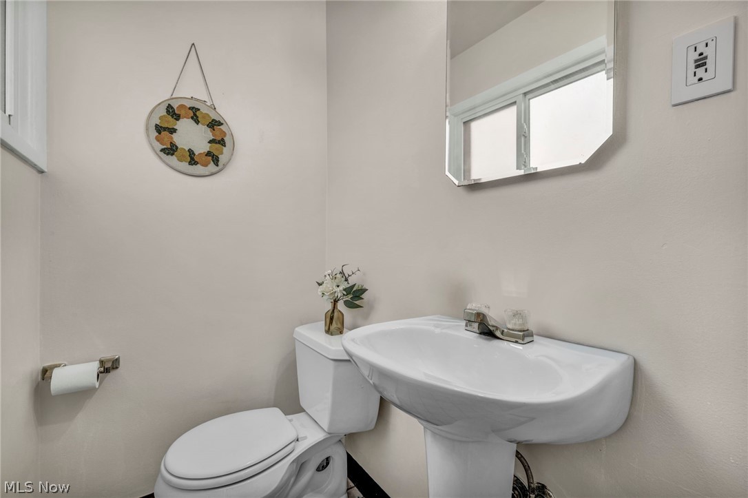 1729 Bellingham Road Mayfield Heights OH 44124