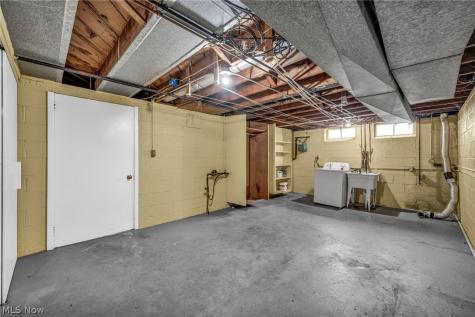 1729 Bellingham Road Mayfield Heights OH 44124