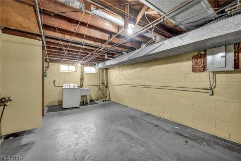 1729 Bellingham Road Mayfield Heights OH 44124