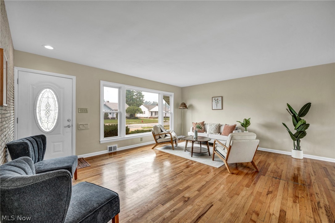 1729 Bellingham Road Mayfield Heights OH 44124