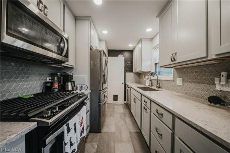 2319 Northview Road Rocky River OH 44116
