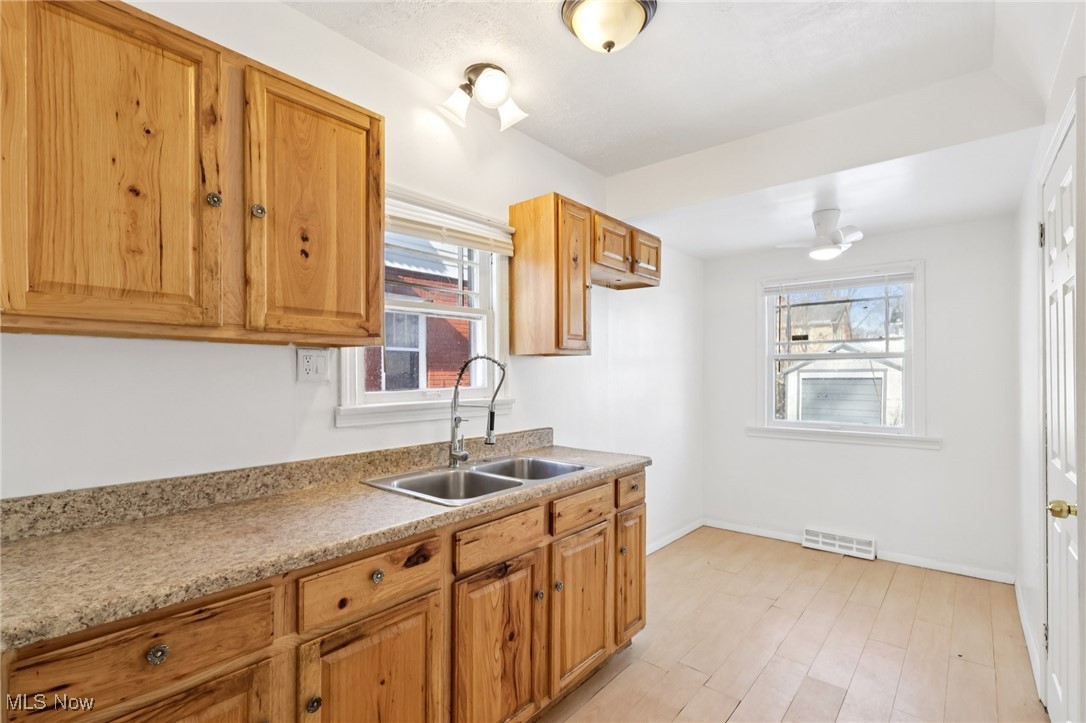 334 Mistletoe Avenue Youngstown OH 44511