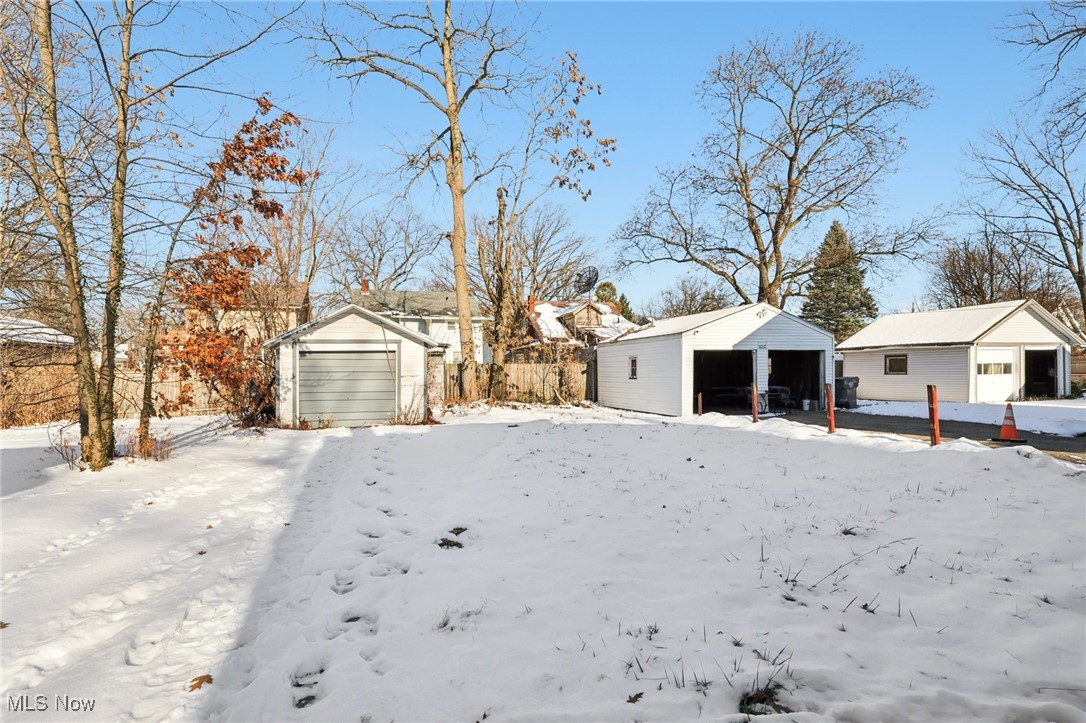334 Mistletoe Avenue Youngstown OH 44511