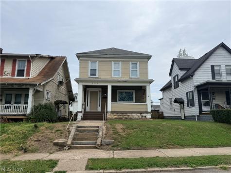 1407 Ridge Avenue Steubenville OH 43952