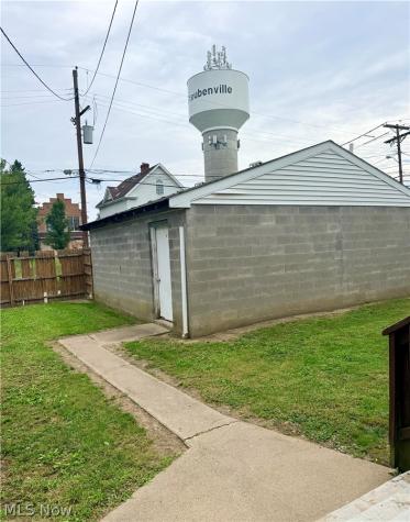 1407 Ridge Avenue Steubenville OH 43952