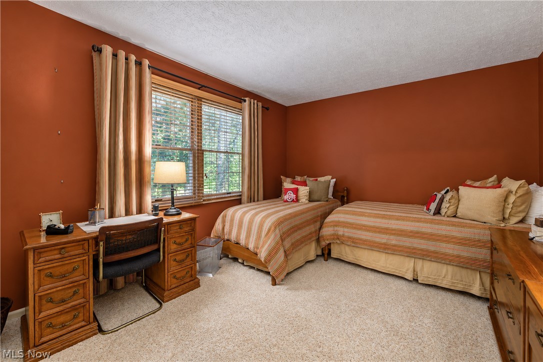 1265 Grenada Drive NE Canton OH 44714