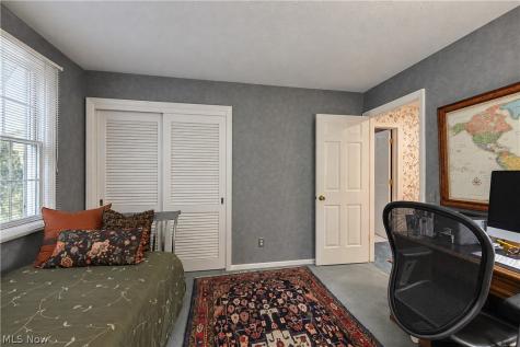 1265 Grenada Drive NE Canton OH 44714