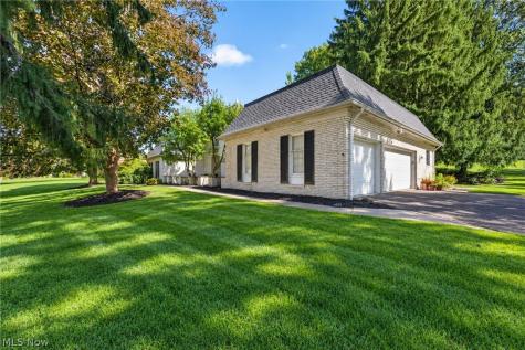1265 Grenada Drive NE Canton OH 44714