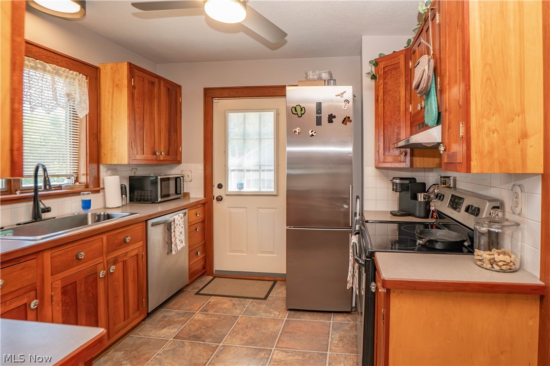2116 Newton Street Akron OH 44305