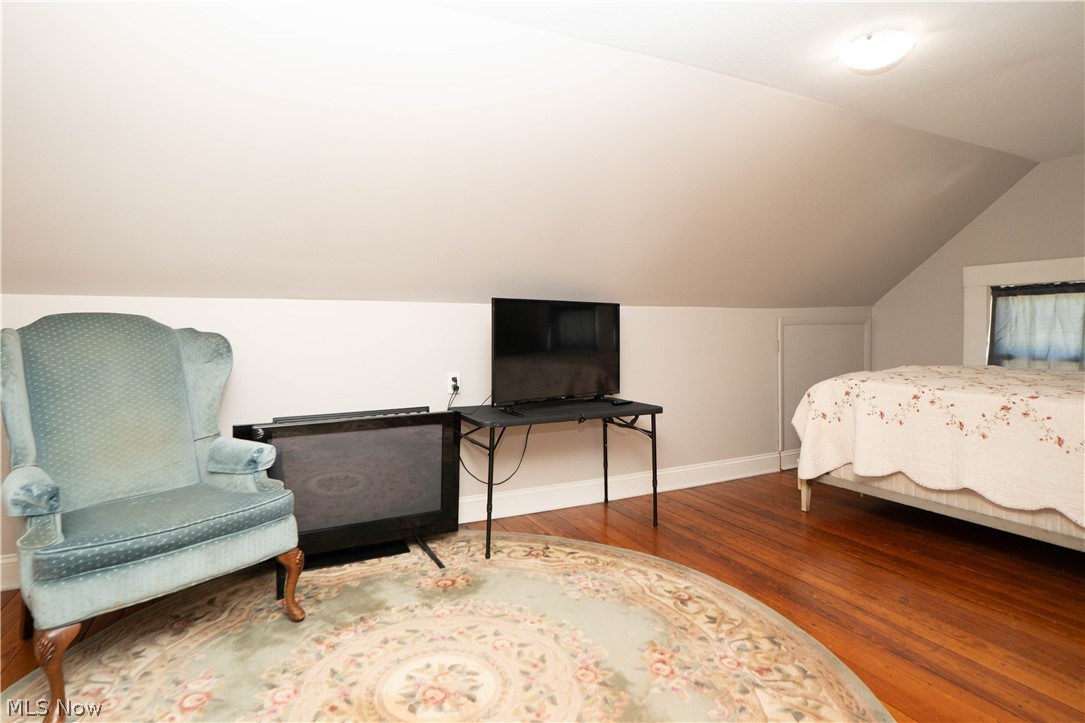 2116 Newton Street Akron OH 44305