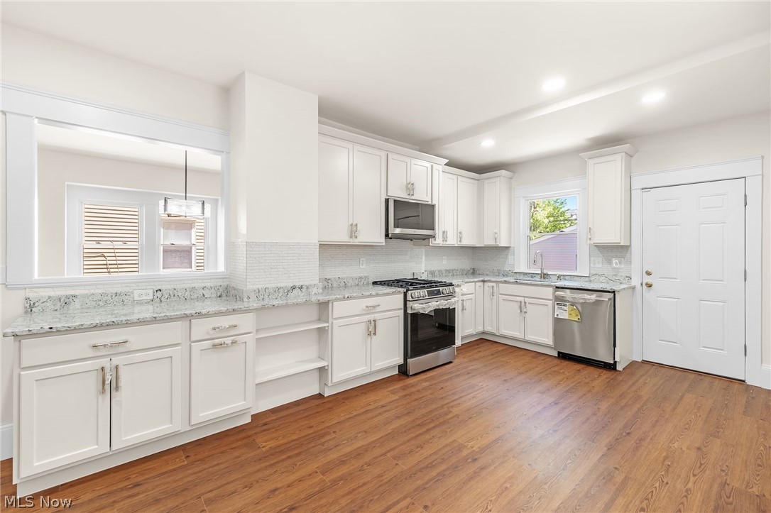2165 W 95th Street Cleveland OH 44102