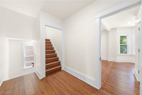 2165 W 95th Street Cleveland OH 44102