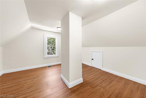 2165 W 95th Street Cleveland OH 44102