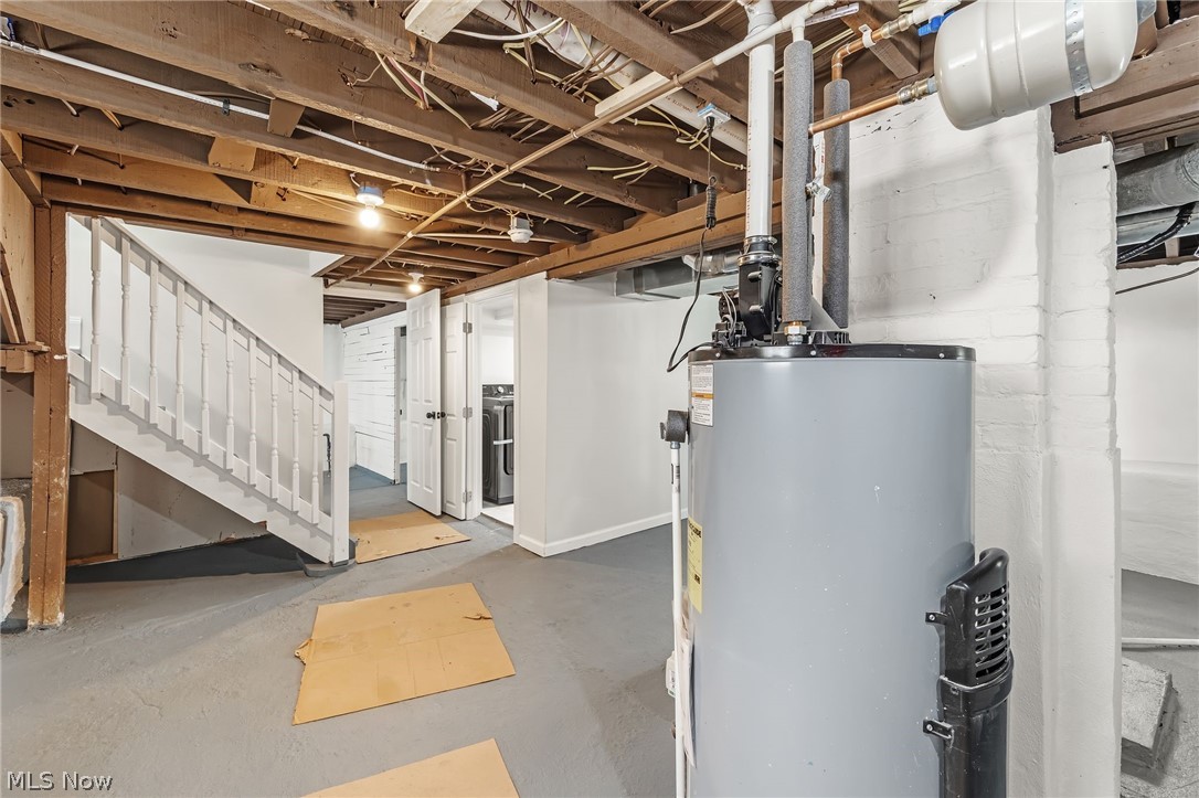 2165 W 95th Street Cleveland OH 44102