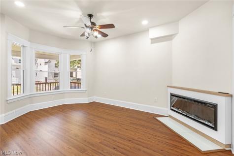 2165 W 95th Street Cleveland OH 44102