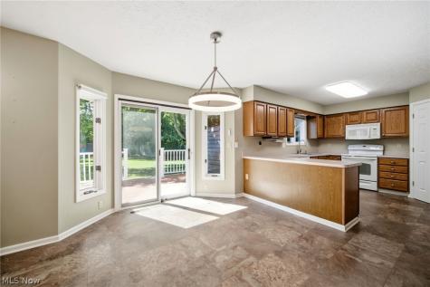 37099 Hunters Trail Avon OH 44011